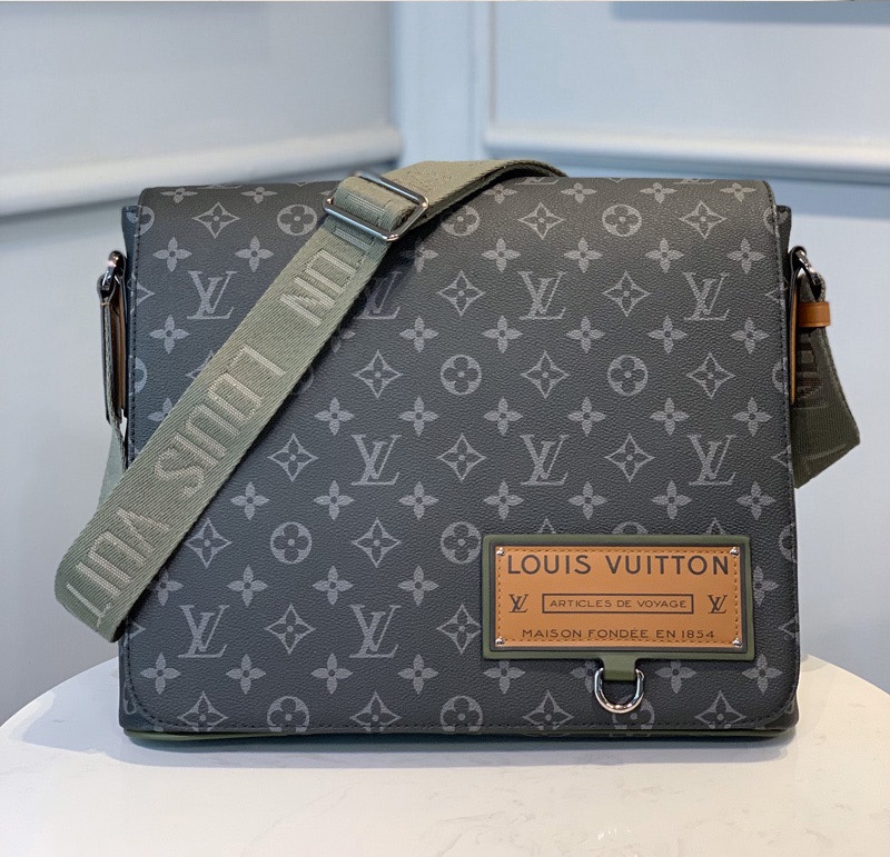 Túi District PM Monogram Eclipse Túi LOUIS VUITTON #27 Túi District PM Monogram Eclipse Túi LOUIS VUITTON