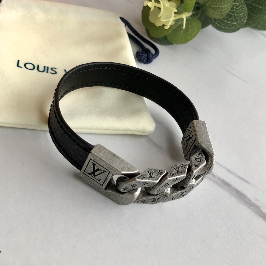 Shop Louis Vuitton MONOGRAM 2019-20FW Monochain Reverso Bracelet (M6552E)  by SpainSol